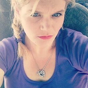 Meet your Posher, Toni